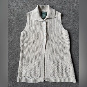Woolrich Cream Cable Knit Button-Front Sweater Vest with Collar